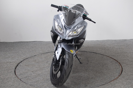 Nuovo design 72V motocicletta sportiva elettrica di alta potenza per le corse di strada