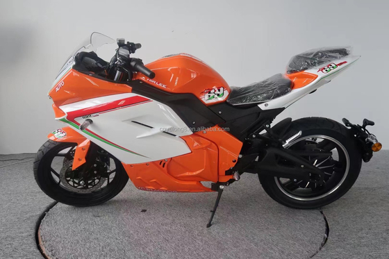 Velocità massima 80 km/h Motore a copertura alta 8000W Motociclo da corsa 72V a ciclomotore con luce LED