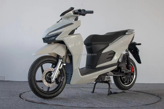 Scooter elettrico a ciclomotore con pneumatica da 17 pollici e batteria al litio da 3000W 72V 30ah